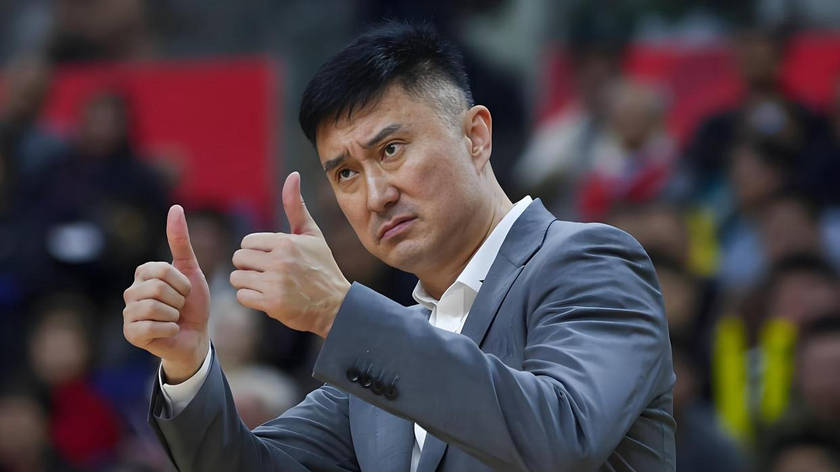 CBA教练动态：杜锋续约、许利民退出、杨鸣受限、李春江传言不实