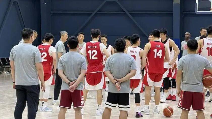 中国男篮两消息！三名队员正式离队，世预赛第四窗口期对手出炉