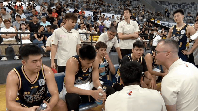 错怪杜锋？焦泊乔连续丢板暂停间歇遭广东新任主帅大骂