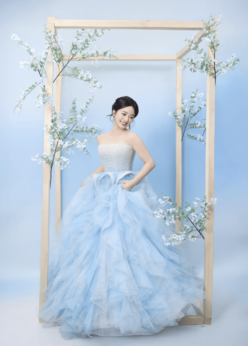 沈月纱裙造型气质柔和 薄纱遮面烂漫灵动甜美可人