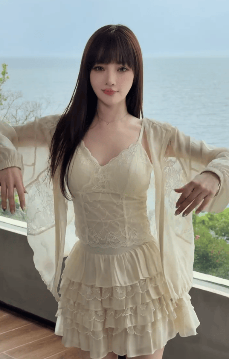李小璐去云南大理旅游！打扮靓丽娇俏少女感十足