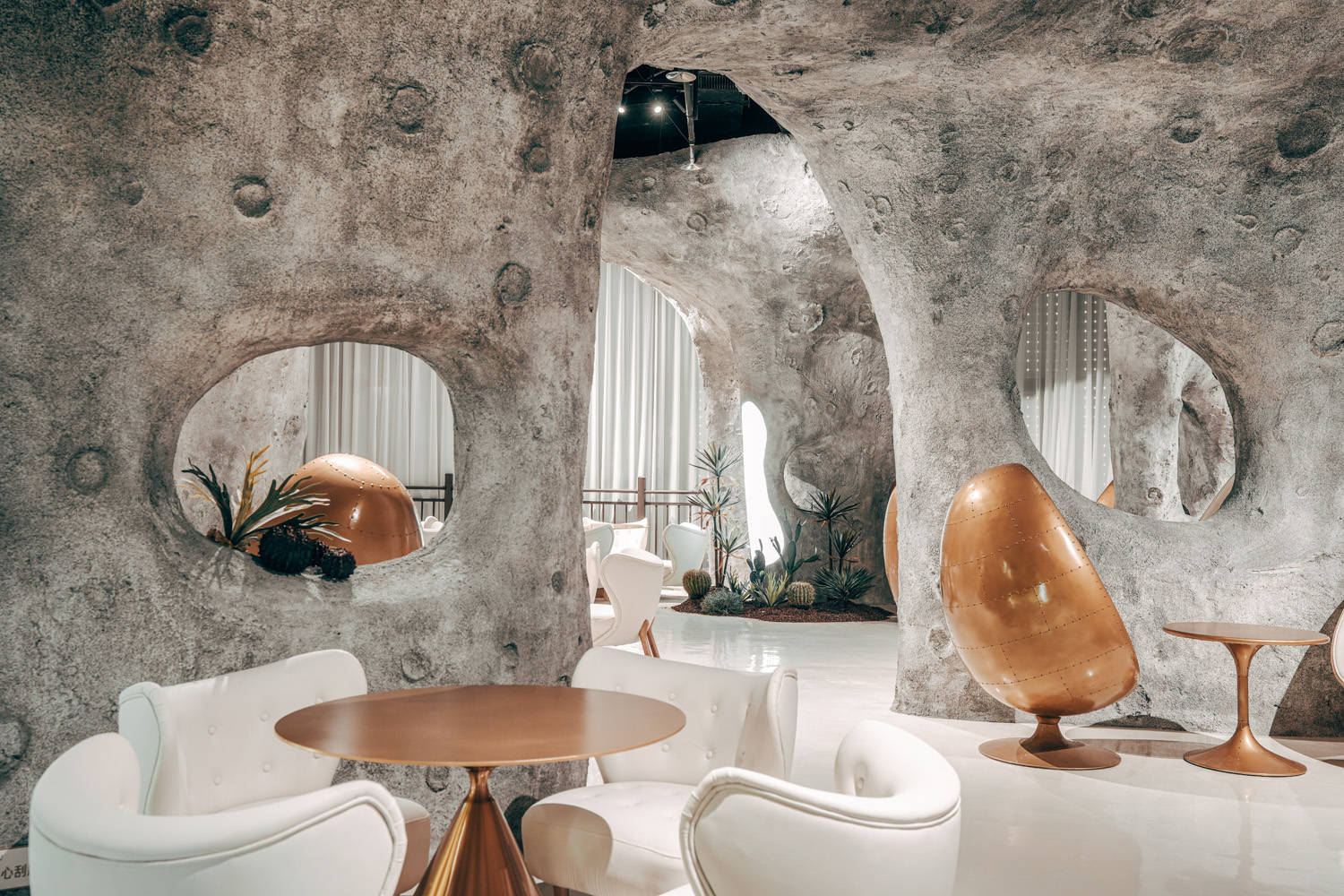 设计师蔡上作品:独行月球,掉进兔子洞丨致敬中国设计力量_空间_项目