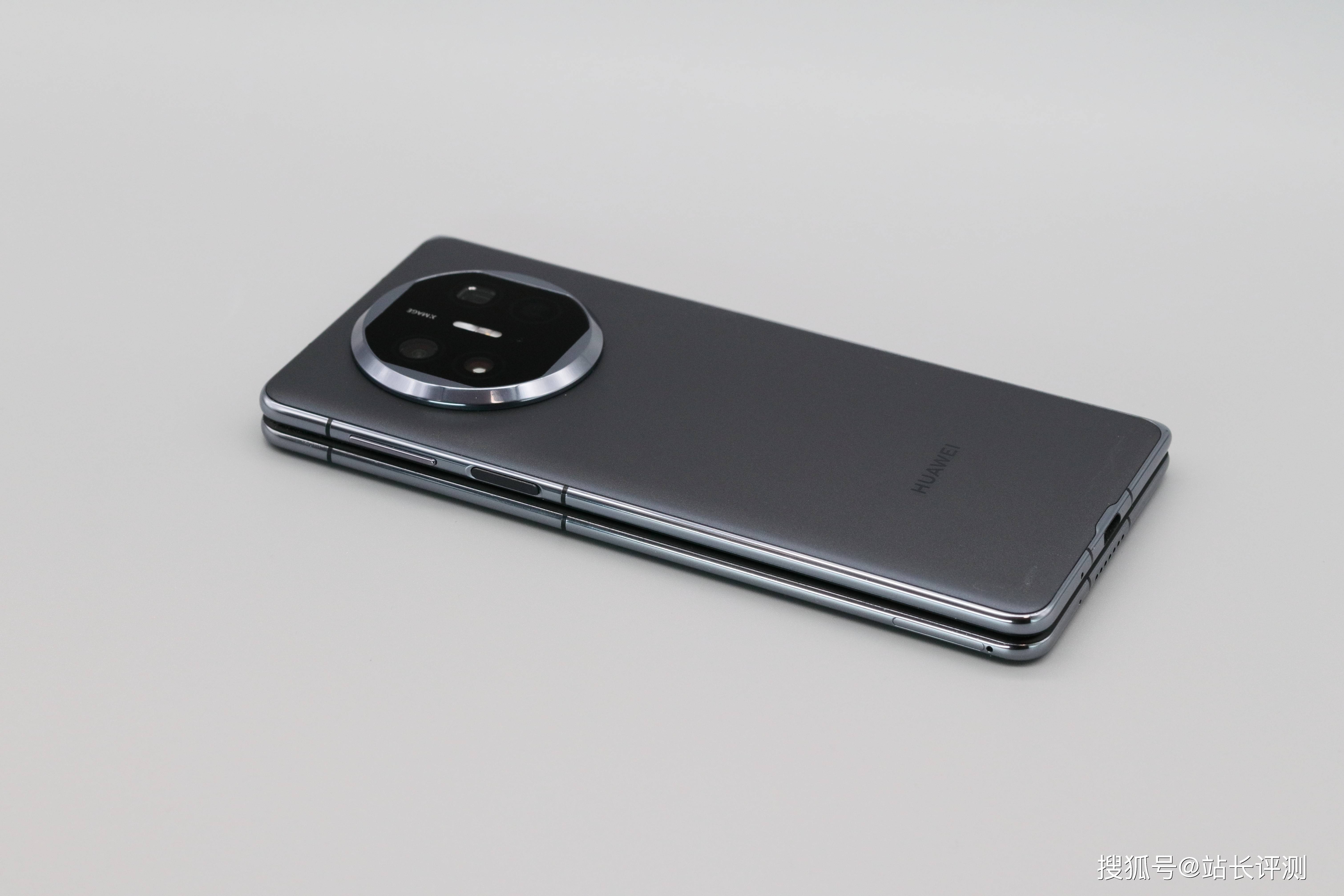 华为mate x5典藏版使用两个月真实体验_手机_防水_质感