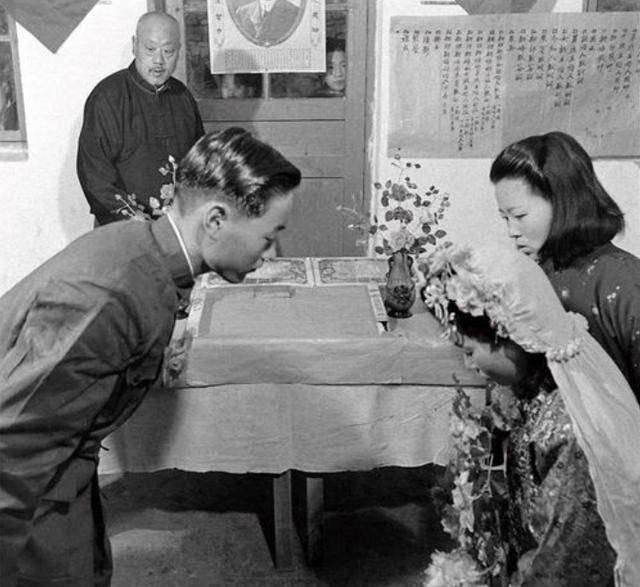 87年,台湾老兵回大陆见原配,苦等50年相谈1小时,原配:无话说_蔡国栋