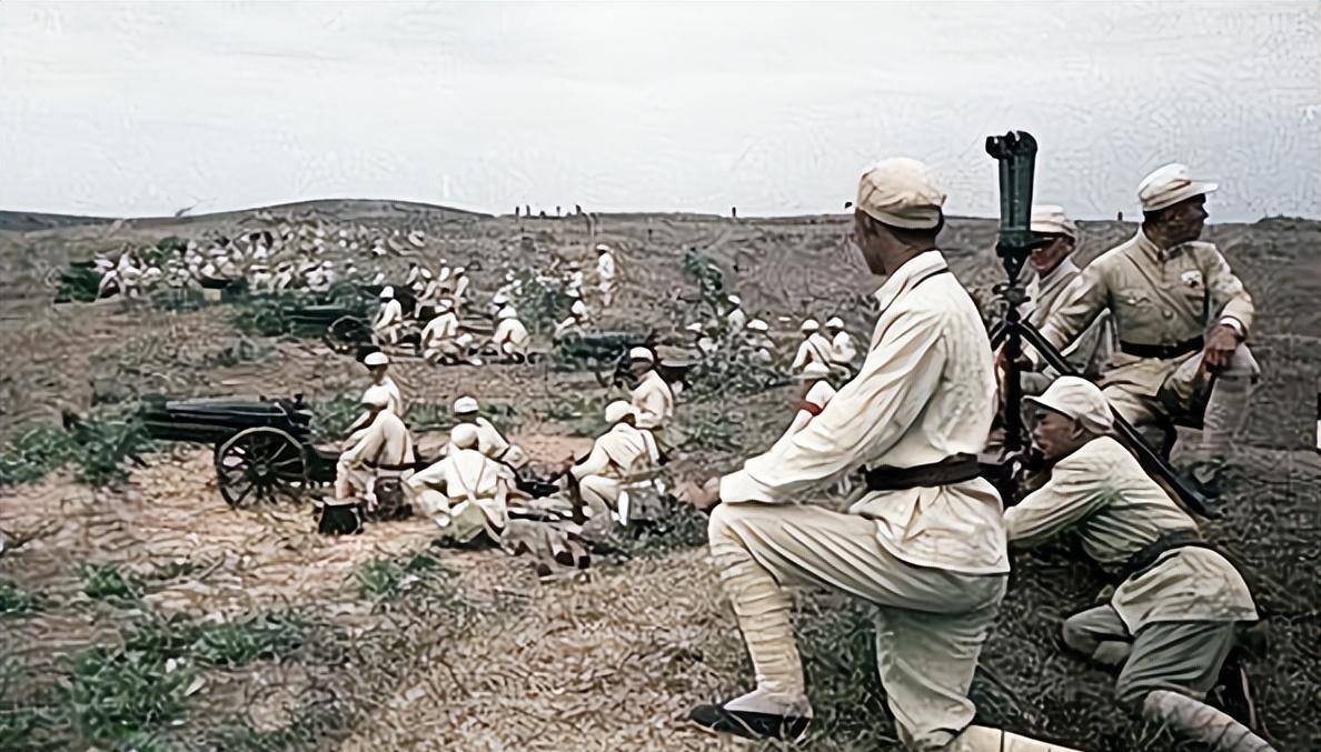 華野炮兵有多強,淮海戰役國軍擔心暴露,拿槍逼自己炮兵不準開炮_縱隊