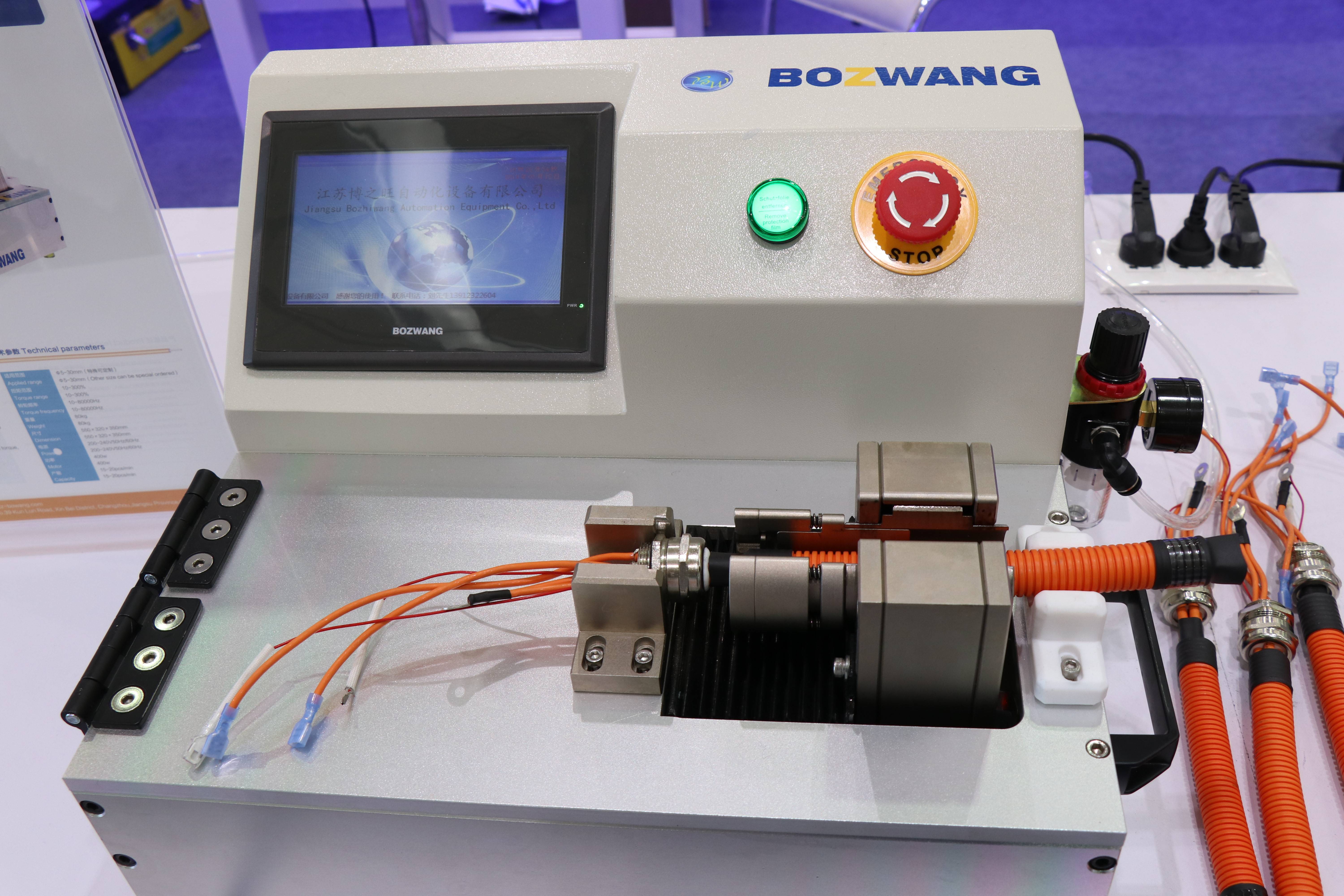 常见的线束加工设备包括自动切线机,剥线机,扭线机,端子机,测试机等.