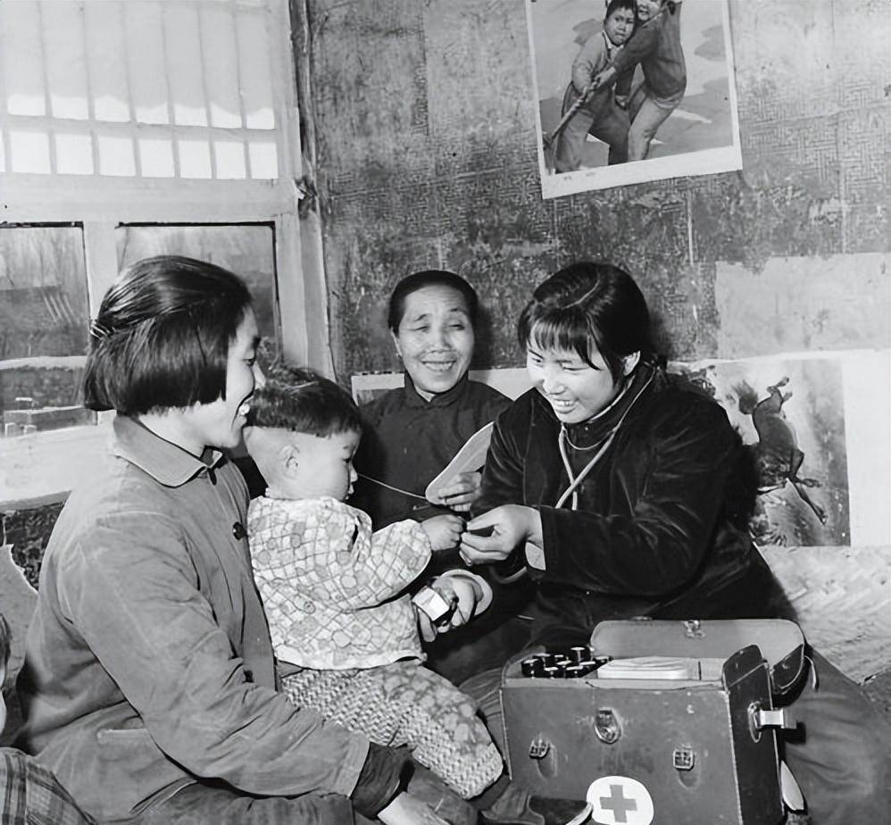 1988年,山东2男子贴"进京登基"小广告被抓,警方调查牵出大案_晁正坤