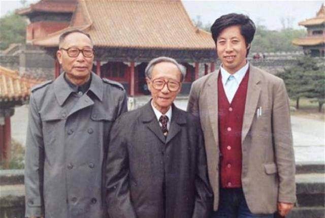 奶奶是慈禧,他却非常低调地活到2015年_爱新觉罗·溥仪_父亲_生活