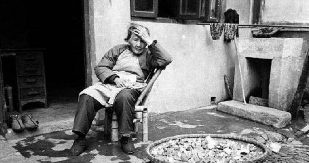 台湾老兵带妻子回大陆探亲,家中仅剩苦等50年原配,相谈仅1小时_蔡国栋