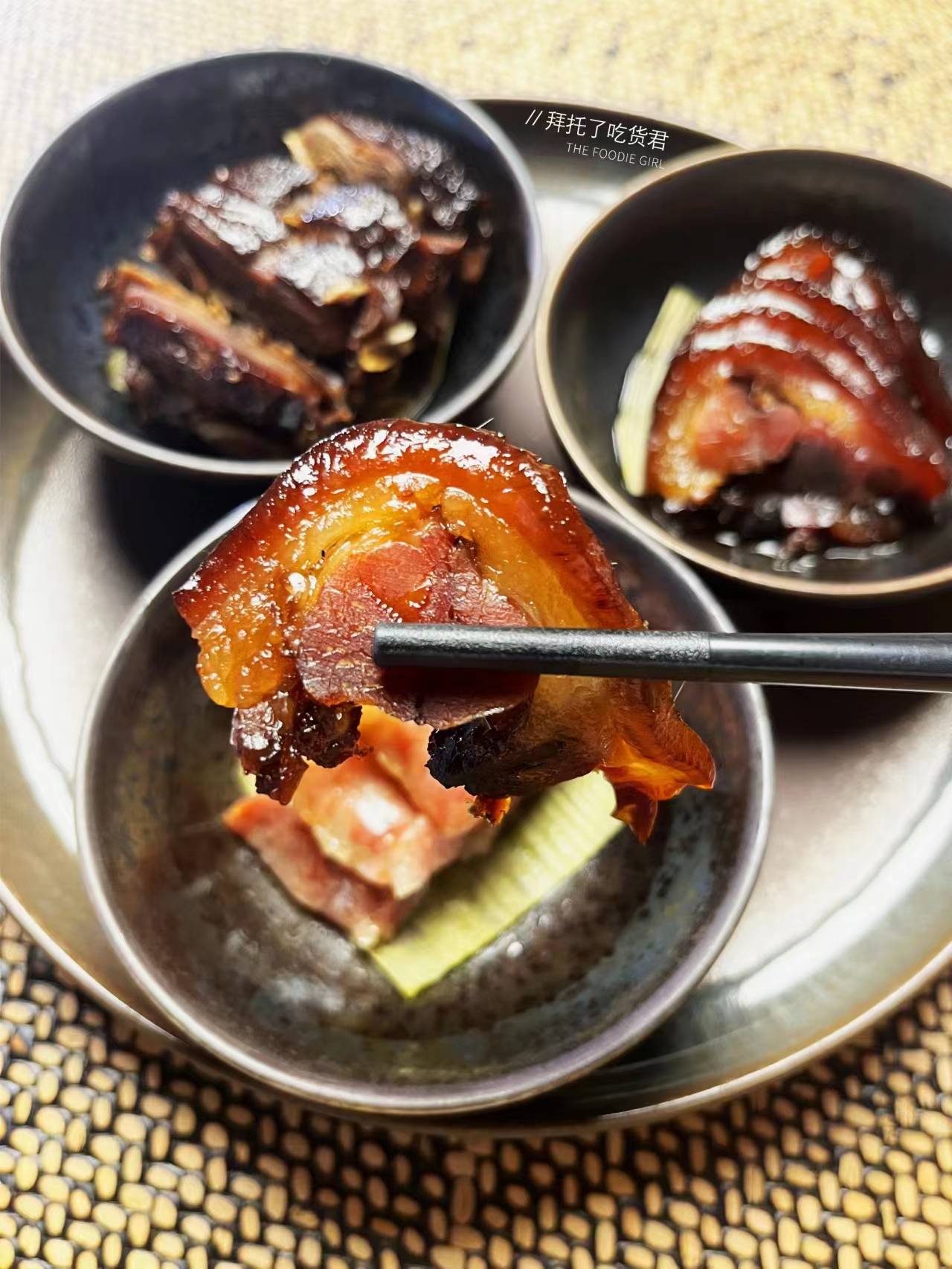 开车200公里,专程来吃"国宝熊猫猪"_两头_金华_五花肉