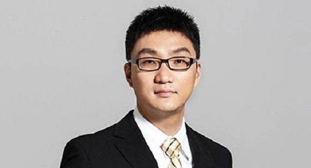 拼多多黄峥:贫民出身一路奋进,获伯乐段永平提点,今身家4000亿_丁磊