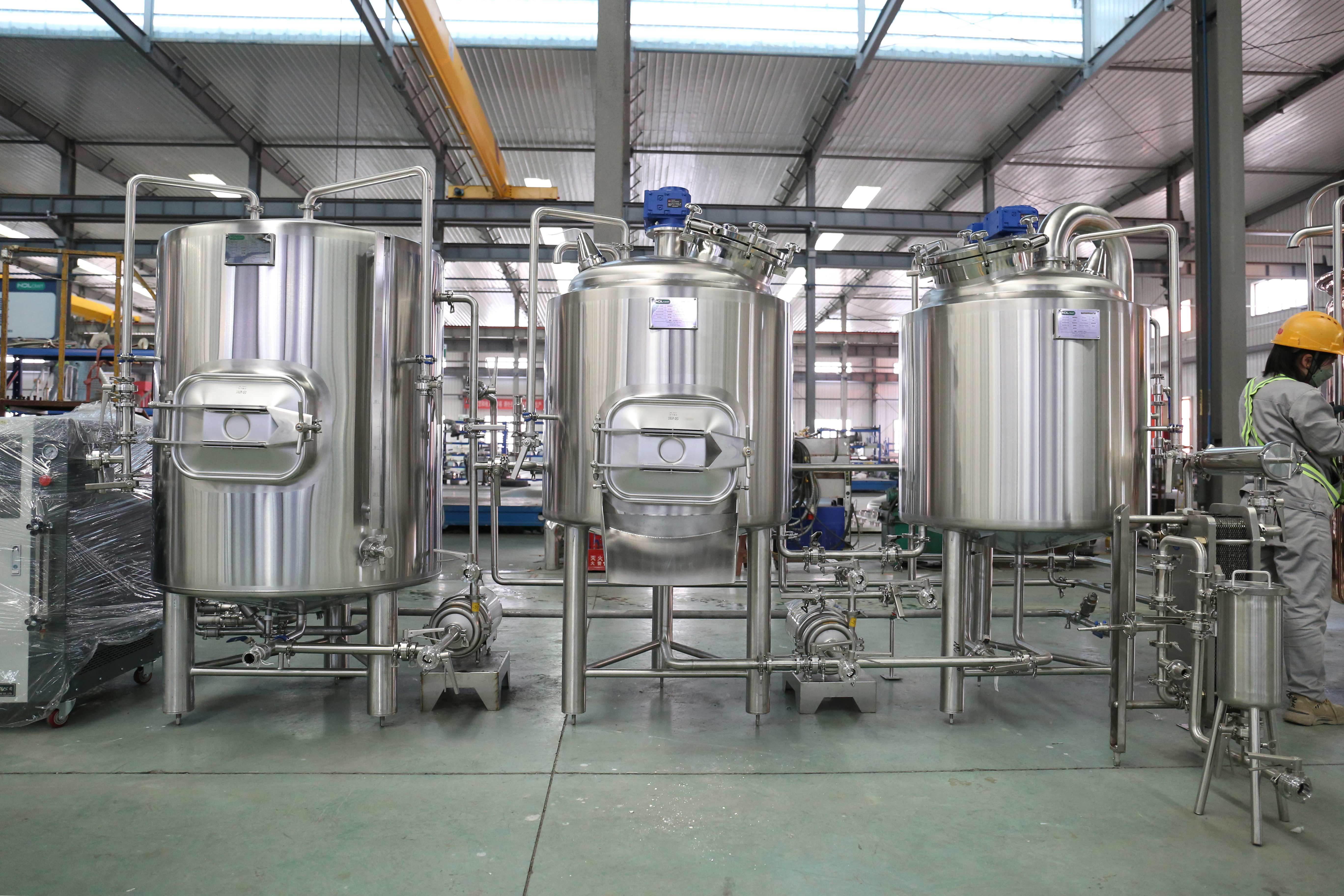 啤酒厂设备组合在啤酒酿造中的应用和选择