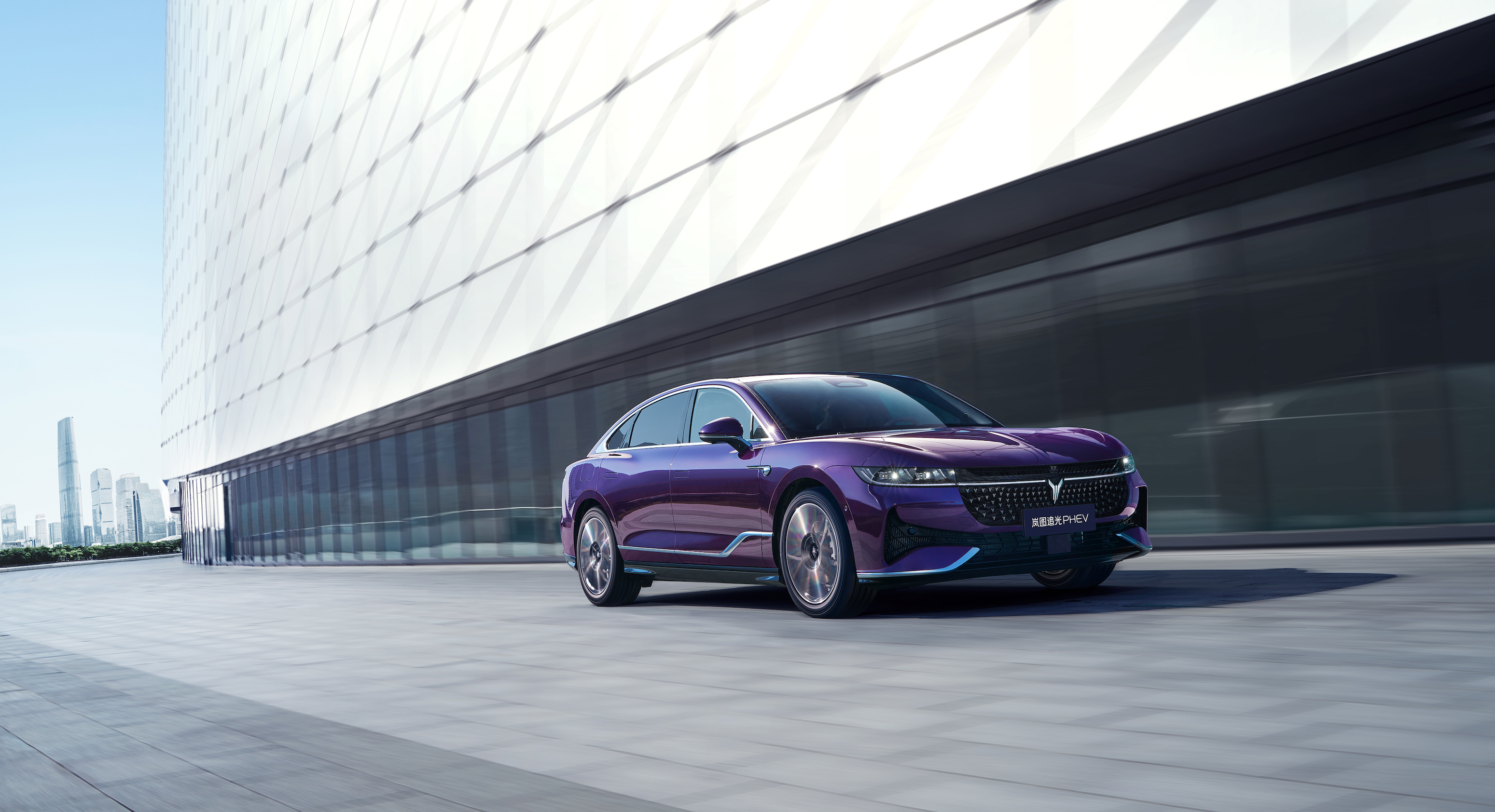 岚图追光phev荣获总台《中国汽车风云盛典》"最佳轿车"大奖_搜狐汽车