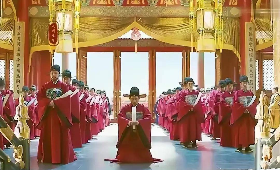 朝廷_小时候_文武百官