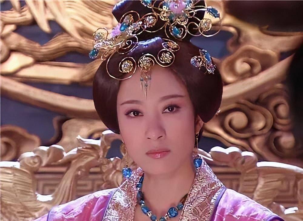 张皇后:15岁入宫,21岁守寡,小叔子养她17年,38岁选择悬梁自尽_魏忠贤