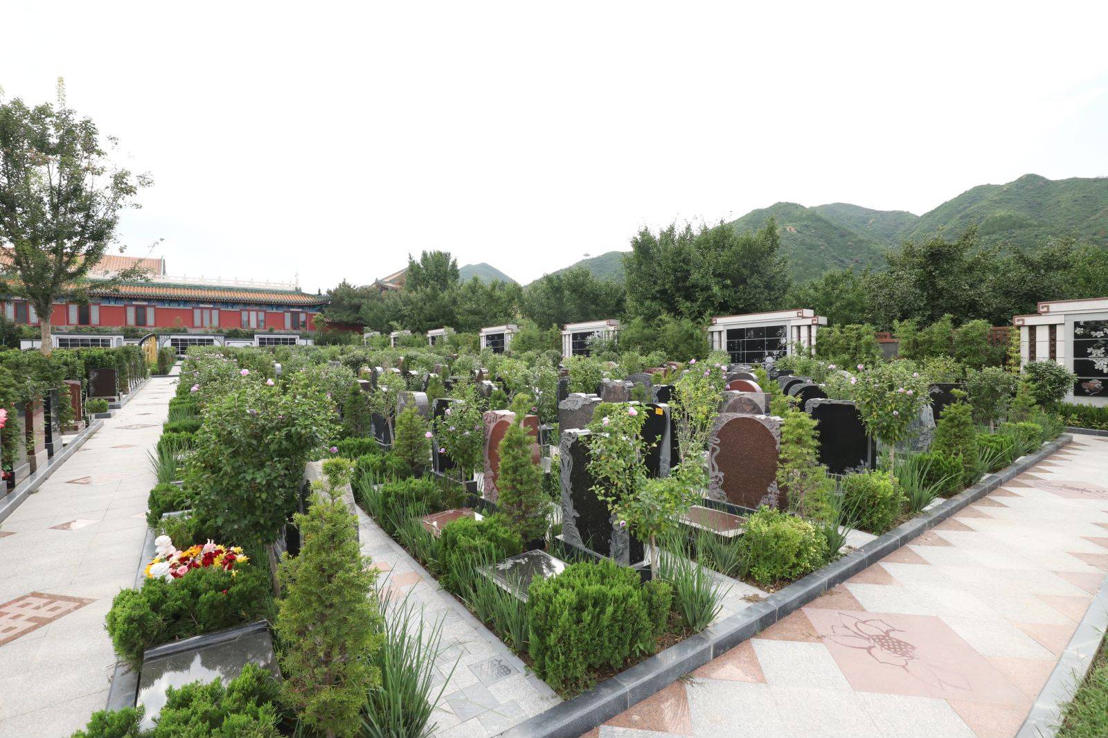 北京昌平天寿陵园2024年最新墓地价格_骨灰_京华园_京韵