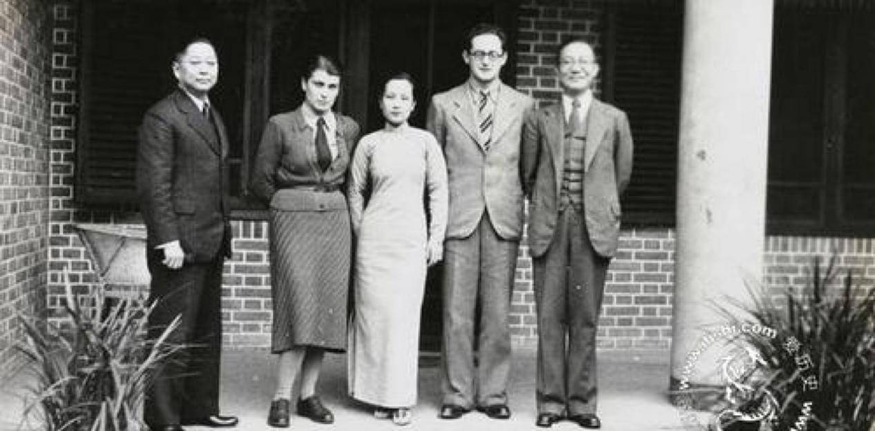 后人功绩借着这些成就,孙科成为江浙财团的红人.