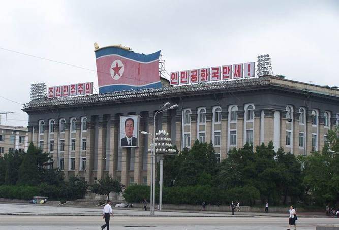 韩国显赫大族,来中国寻根问祖历经30年,在河南立下字