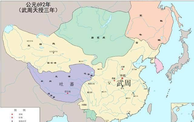 的疆域图虽说在历史上是偏大的,可这是要跟李氏当权时期的唐朝相比的