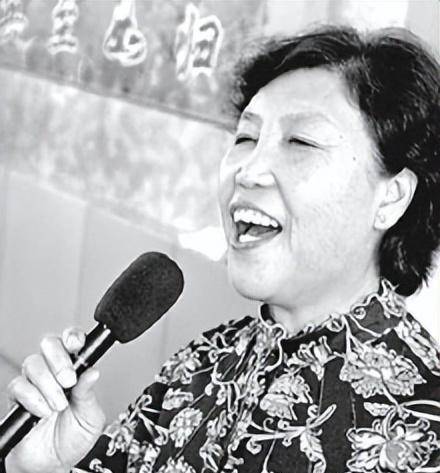 上世纪60年代,家喻户晓的大寨"铁姑娘"郭凤莲,如今样?