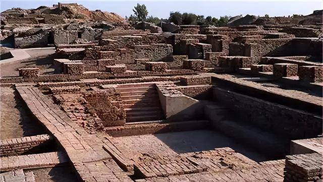 当时的时代没有核武器的存在的话,难道是来自宇宙的核辐射?