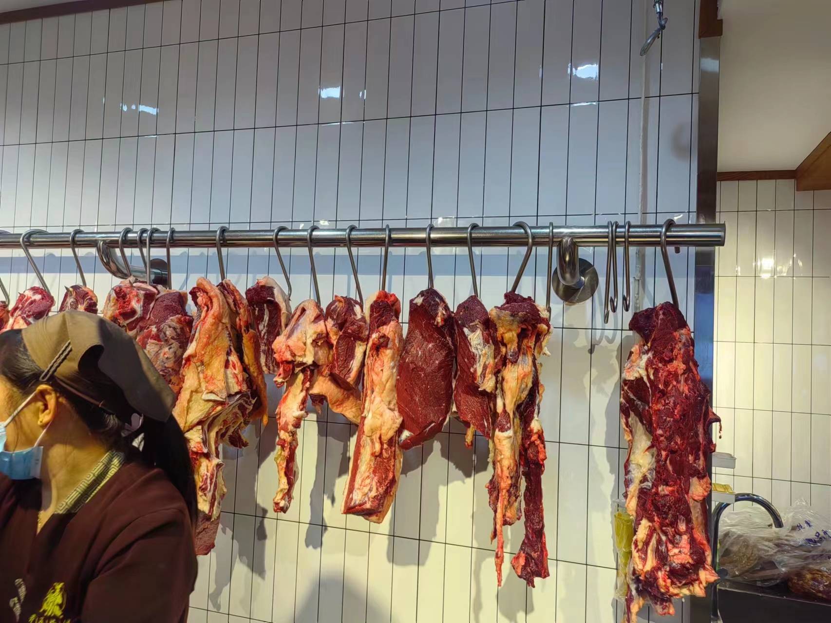 齐齐哈尔烤肉:东北大地上的美食传奇
