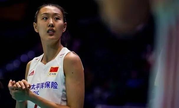 高意成功上位,杨涵玉培养多年终被放弃_王媛媛_拦网_进攻