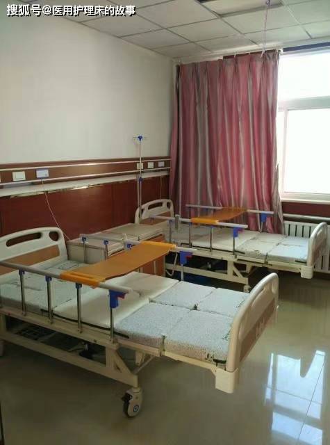 家用多功能护理床的受众群体_老年人_进行_患者