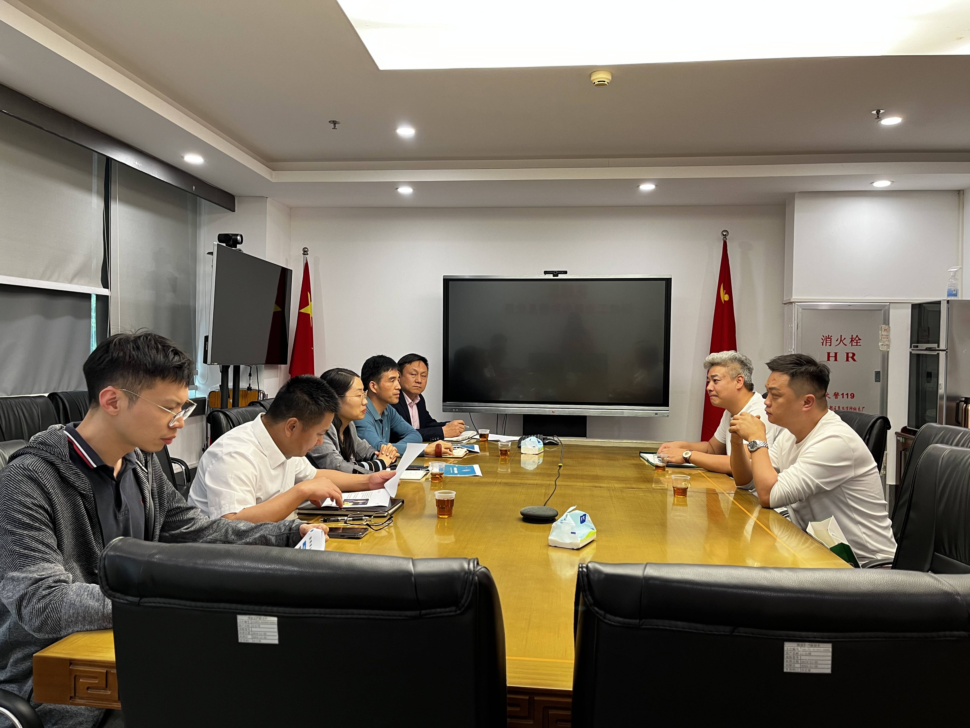 出色印象与广州花都区教育局洽谈推进校企合作_校园_项目_周飞