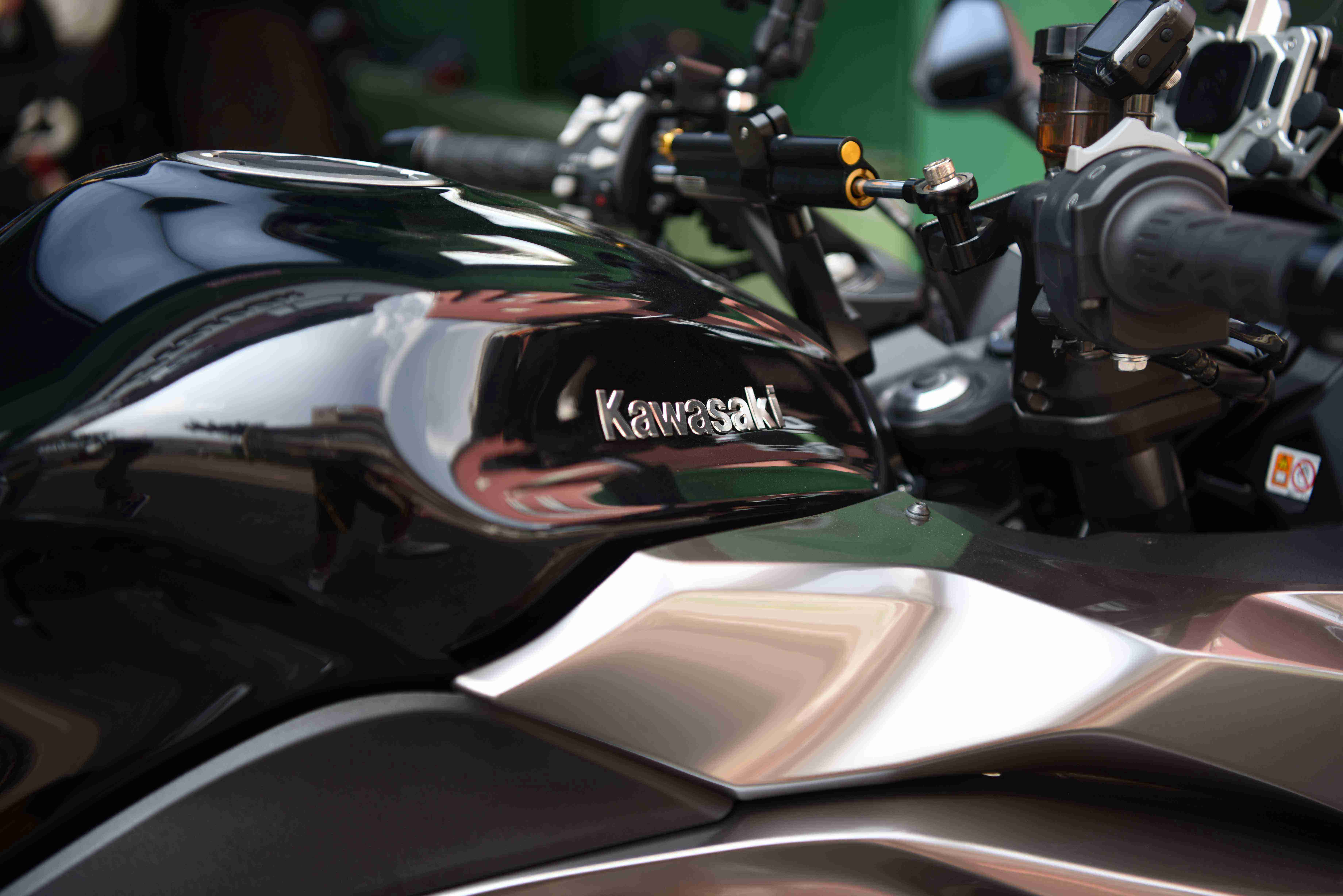 贴膜改色液态金属银川崎sx1000,从化区贴改色膜车衣图解排行_搜狐汽车