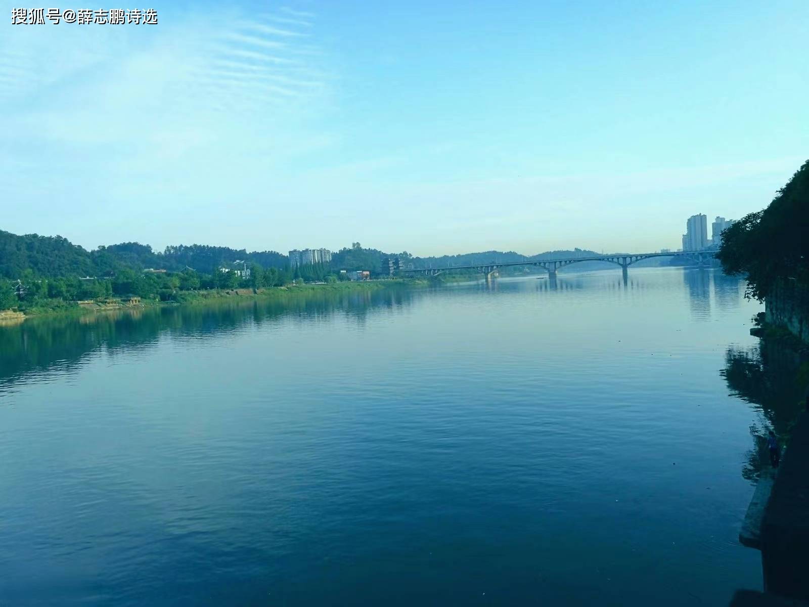 薛志鹏:七绝·万里长江之岷江·万里长江半卷诗60首之26_诗词_都江