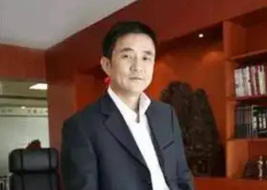 2000年江西小伙在北京五环买下600亩荒地,8年挣50亿如今终落法网