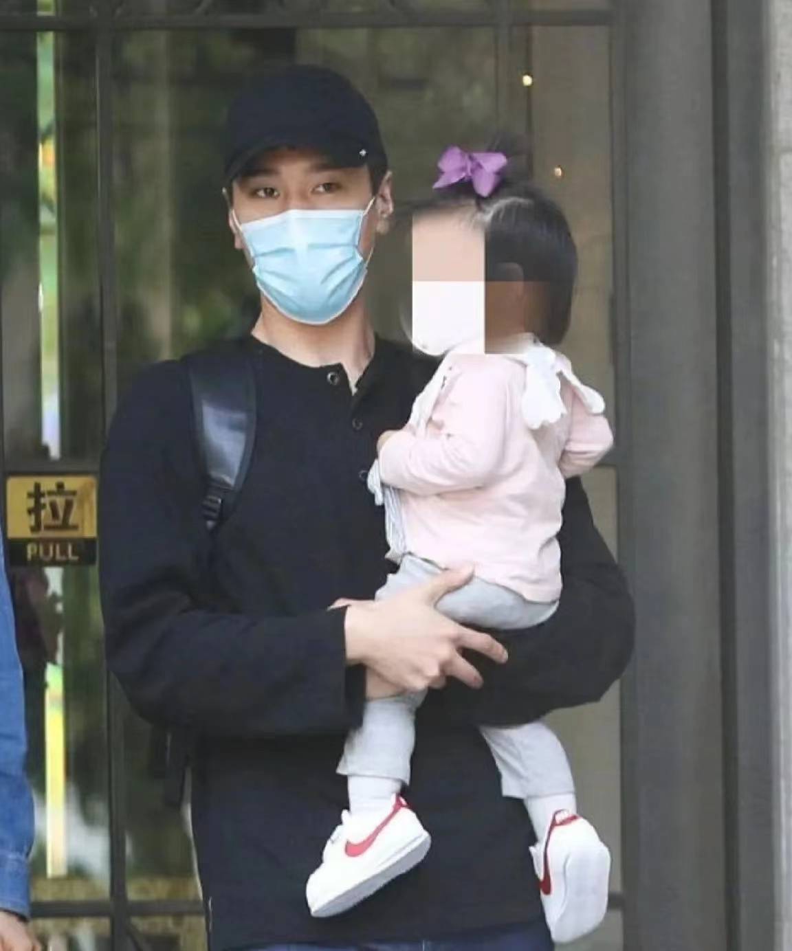 高圆圆台北亲子时光曝光,女儿rhea颜值惊艳引发热议_赵又廷_网友_焦点