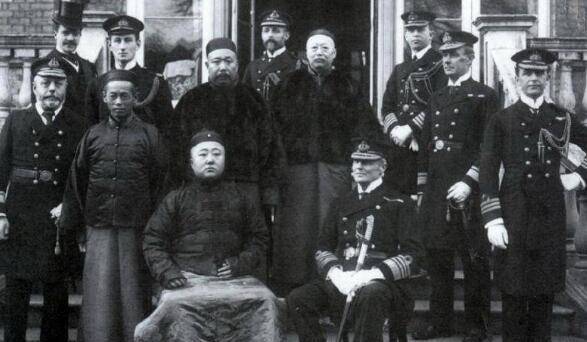 开国大典时,天安门城楼上的清朝海军司令_萨镇冰_福州_清政府