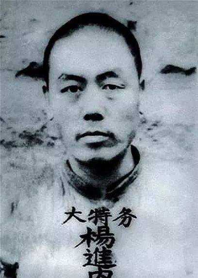 他策反白公馆看守,率18人越狱成功,狱中事迹写成小说影响几代人_罗广