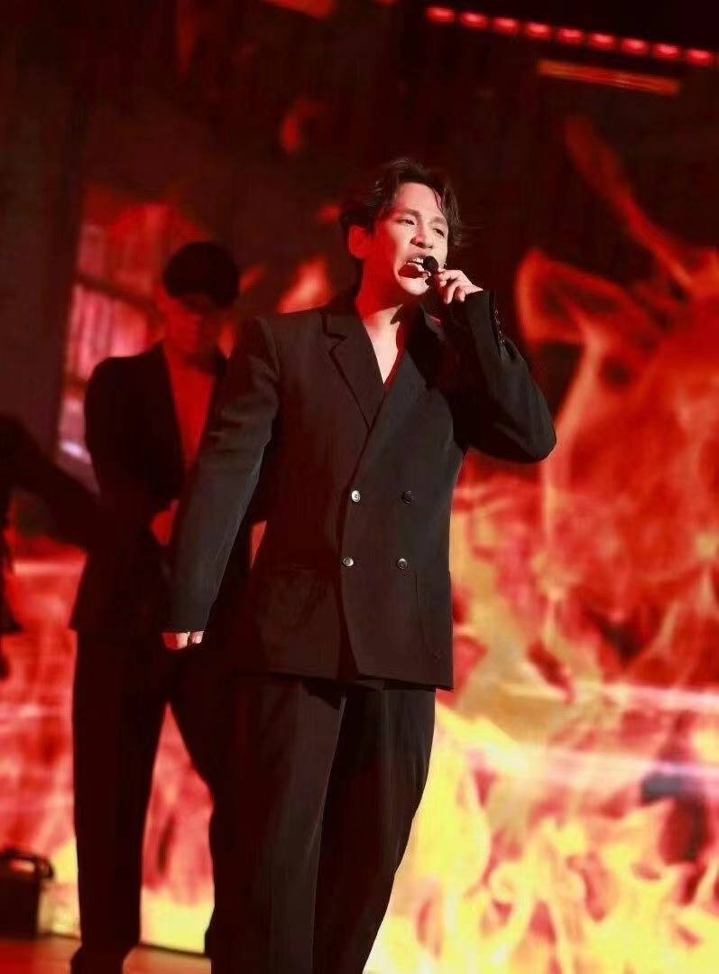 宋小宝爆改爱豆,你敢相信这是宋小宝吗?_宝哥_广大观众_成功