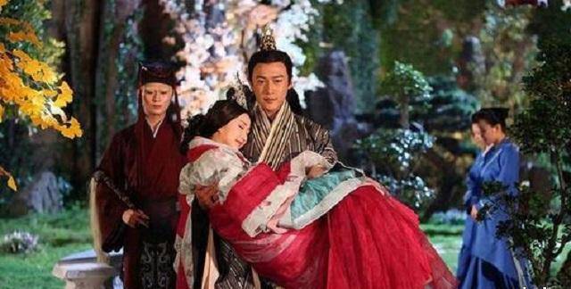 6岁做皇后,15岁成皇太后,40岁成为太皇太后,是幸还是不幸?