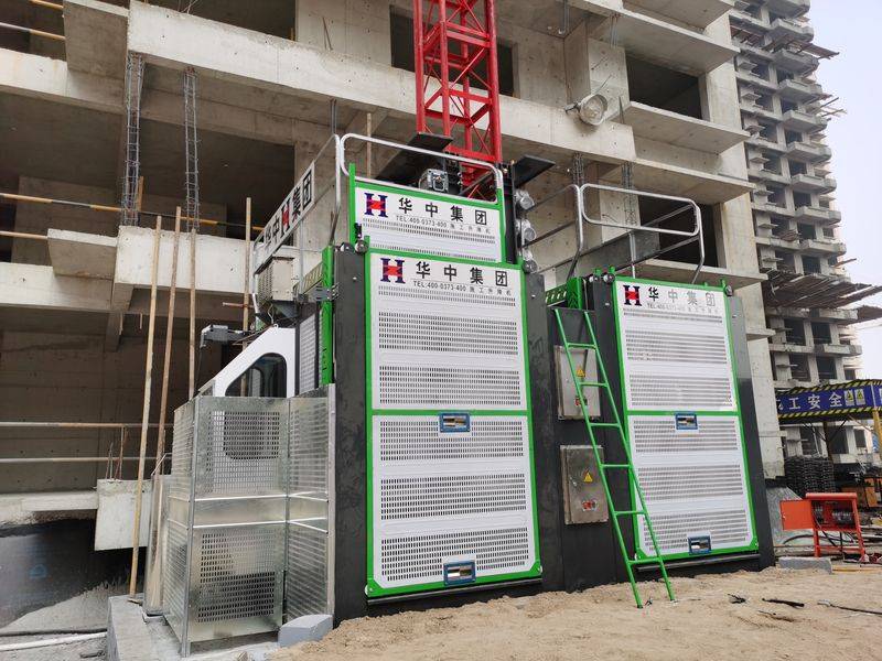 河南华中起重这款建筑施工升降机,停靠精准,运行平稳_产品_保护_保障
