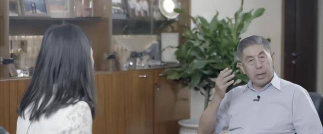 "误入"中心王震善武,王季青善文.