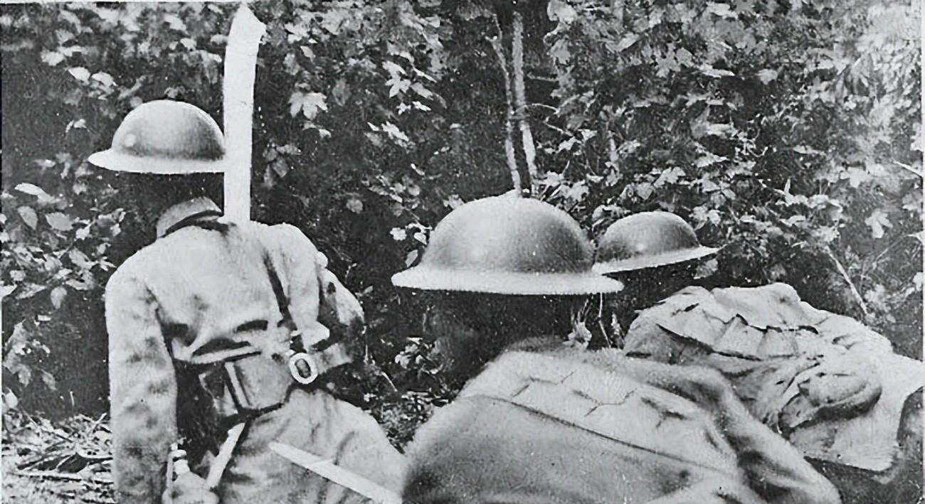 特等功臣车元路再立新功,单枪匹马冲到敌军指挥部旁_坑道_黄定基_炸药