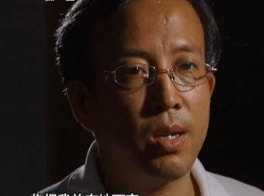 怯懦少年药家鑫的"毁灭史",他经历的家庭教育,比你想得更糟糕_段瑞华