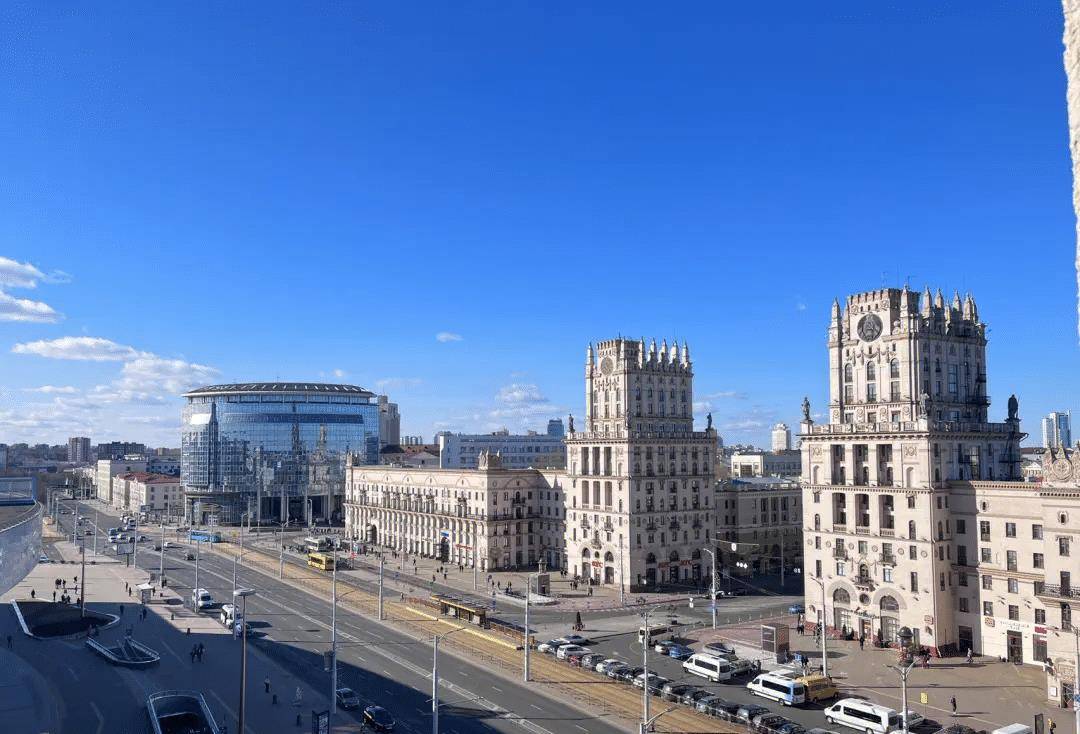 每年1万女性"出逃",总统拦不住,美女遍地的白俄为何留不住人_卢卡申科