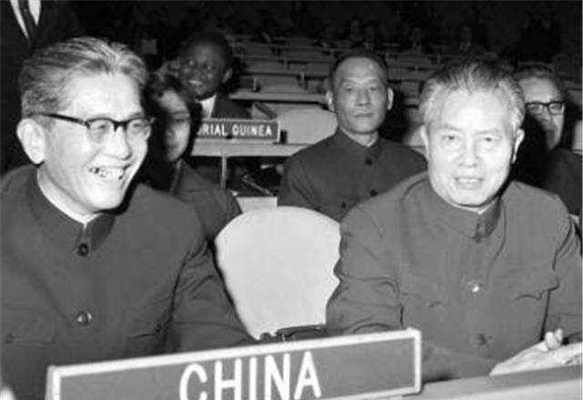 关于中东问题的讨论:1976年,乔冠华舌战马立克_中国驻联合国_苏联