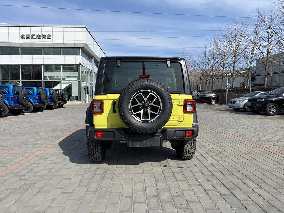 2024款jeep牧马人罗宾汉四门版荧光黄到店北京第一台实拍首发