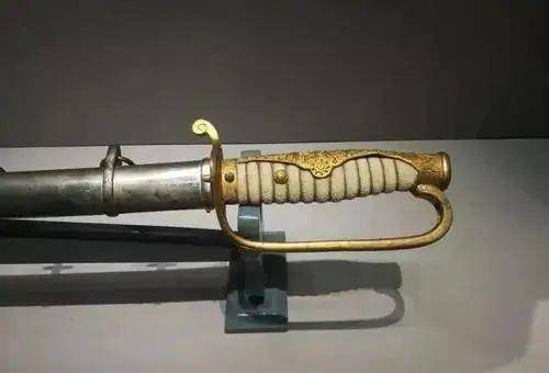 护国共和第一刀:北洋铁血十八星军刀_中国_北洋政府_蔡锷仅