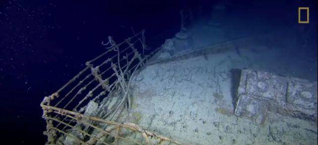 揭秘泰坦尼克号为何在3小时内沉没_冰山_乘客_沉船