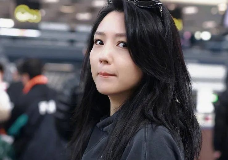 名单争议不小,譬如罗志祥前女友周扬青的现身就让不少网友感到不满