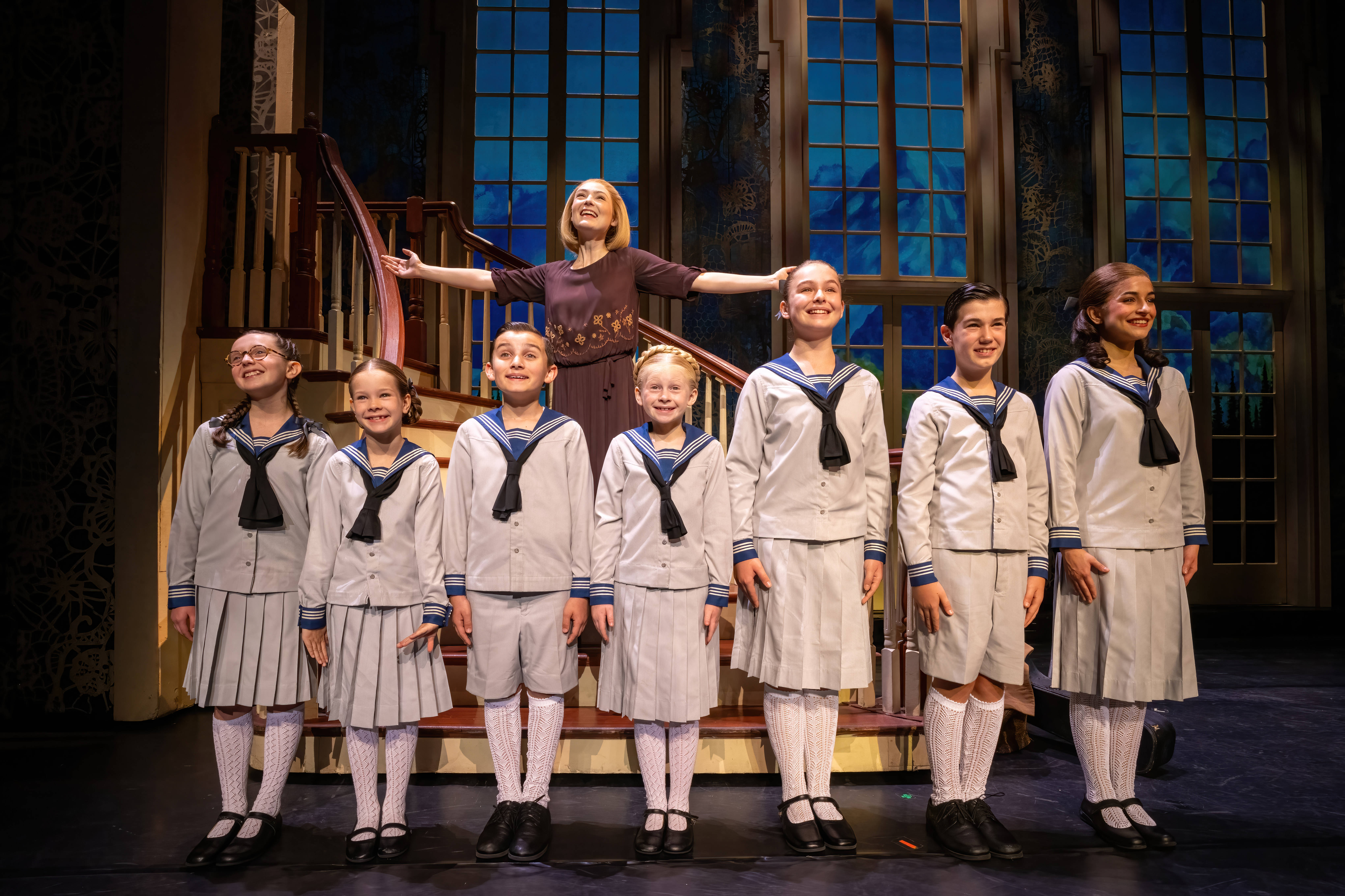 《音乐之声》《剧院魅影》《猫》《李尔王》等不朽的作品,不仅在舞台