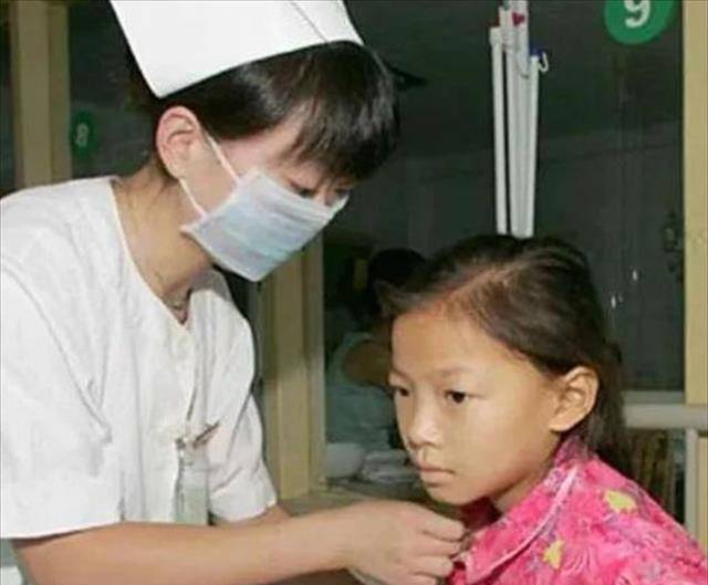 患病,为不拖累养父自愿放弃治疗,留下遗书令人心疼_佘仕友_佘艳_孩子