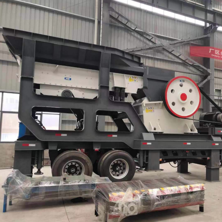 移动式破碎机全程机械化助力矿山行业的现代化